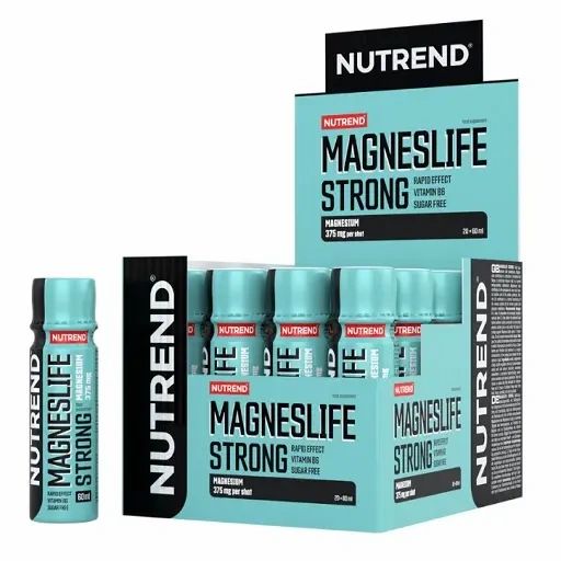 Verpackung mit Nutrend Magneslife Strong Shots. Einzelne Flasche links. Aufschrift: Magneslife Strong, Magnesium, Vitamin B6.