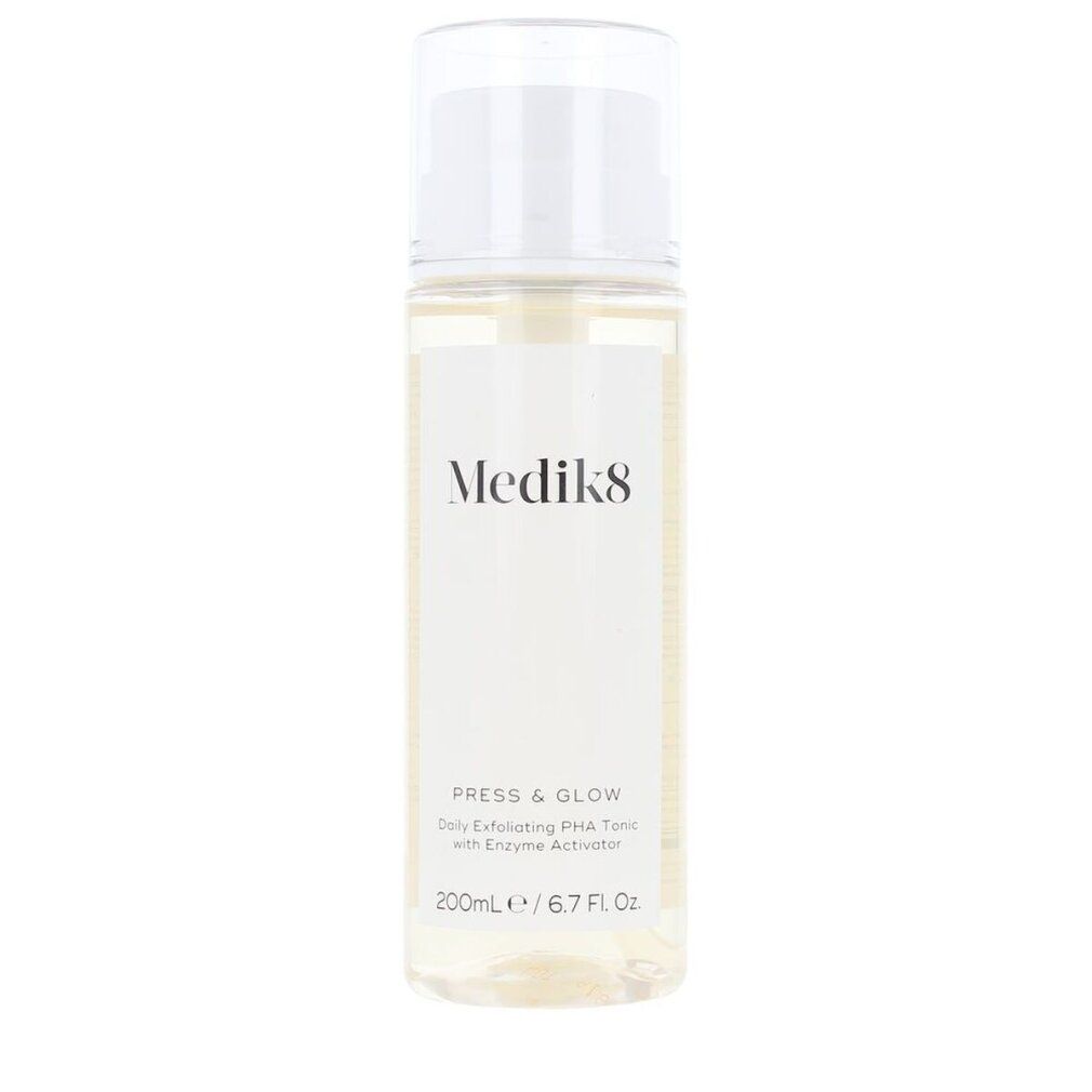 Medik8 Press & Glow Toner. Transparente Flasche mit weißem Deckel. Aufschrift: Medik8, Press & Glow, 200ml/6.7 fl.oz.
