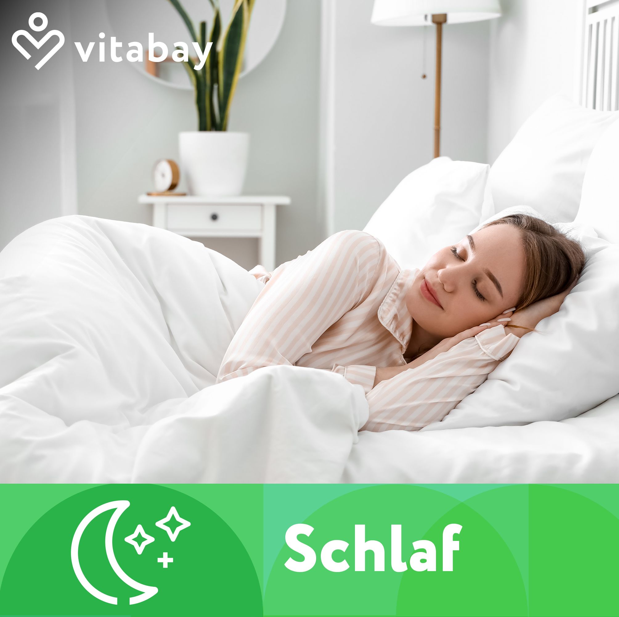 Frau schläft in einem Bett. Logo von Vitabay. Text: Schlaf.
