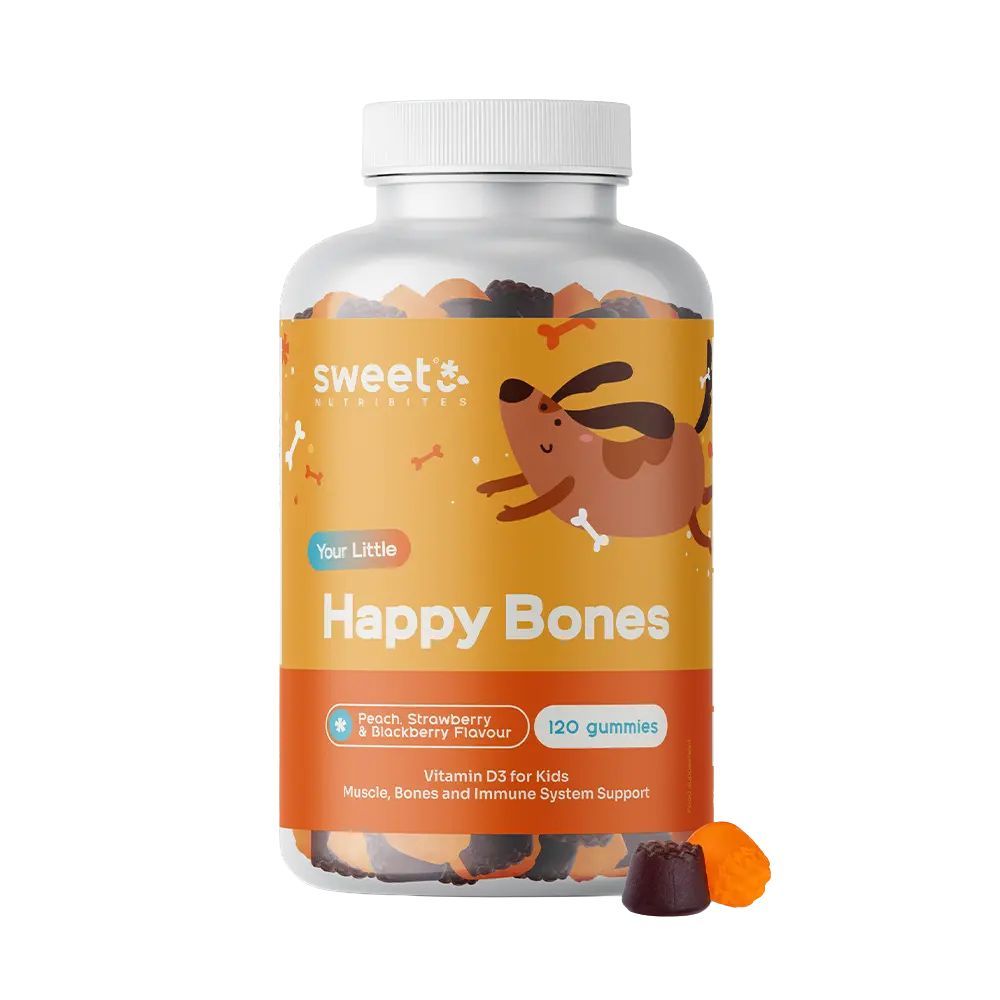 Eine Flasche mit Gummibärchen. Auf dem Etikett steht "Happy Bones" und "Vitamin D3 für Kinder". Zwei Gummibärchen liegen daneben.