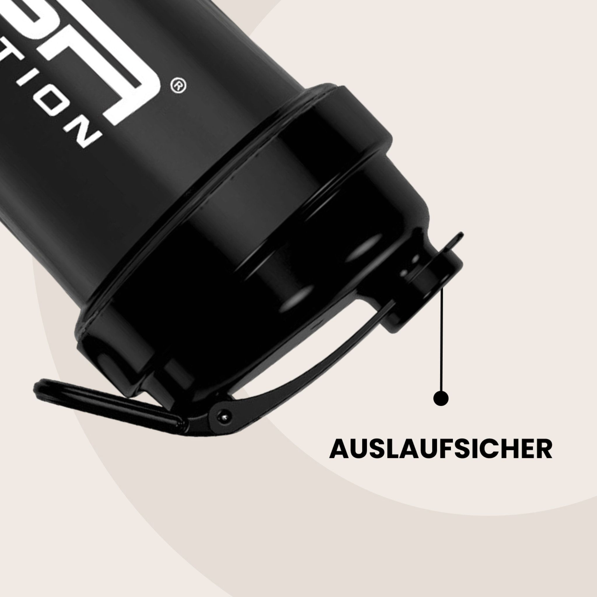 Schwarzer Shaker, Detailansicht des Deckels mit Klappverschluss. Auslaufsicher. FSA Nutrition Logo.