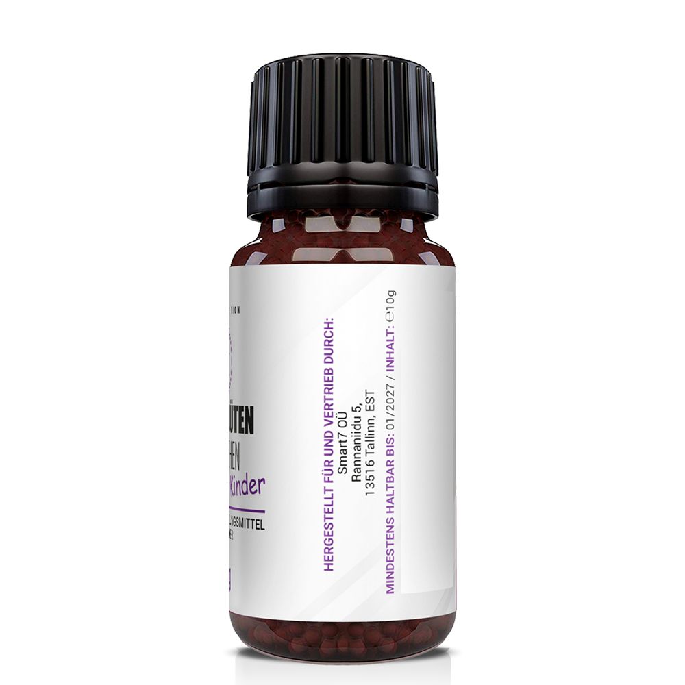 Braune Glasflasche mit schwarzem Deckel. Etikett mit Produktinformationen und Mindesthaltbarkeitsdatum. "Saint Nutrition".