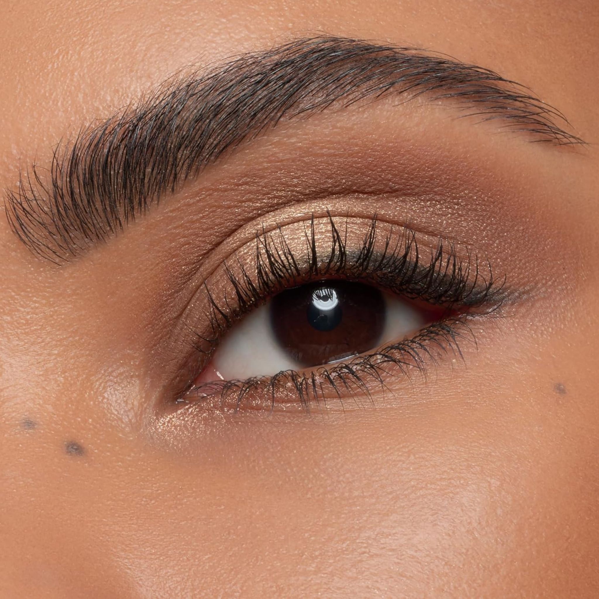 essence the nude eye set