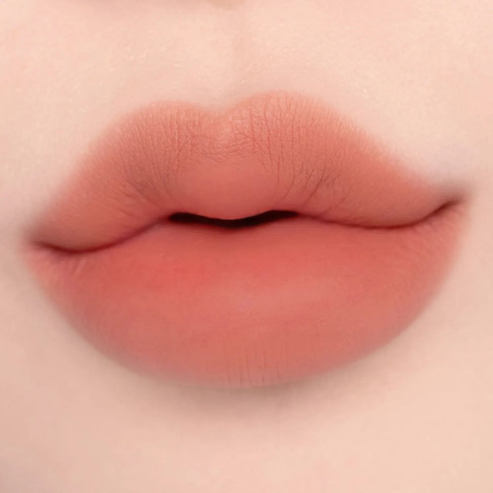 BANILA CO Smudging Lip Pencil – CR01 Coral Choux
