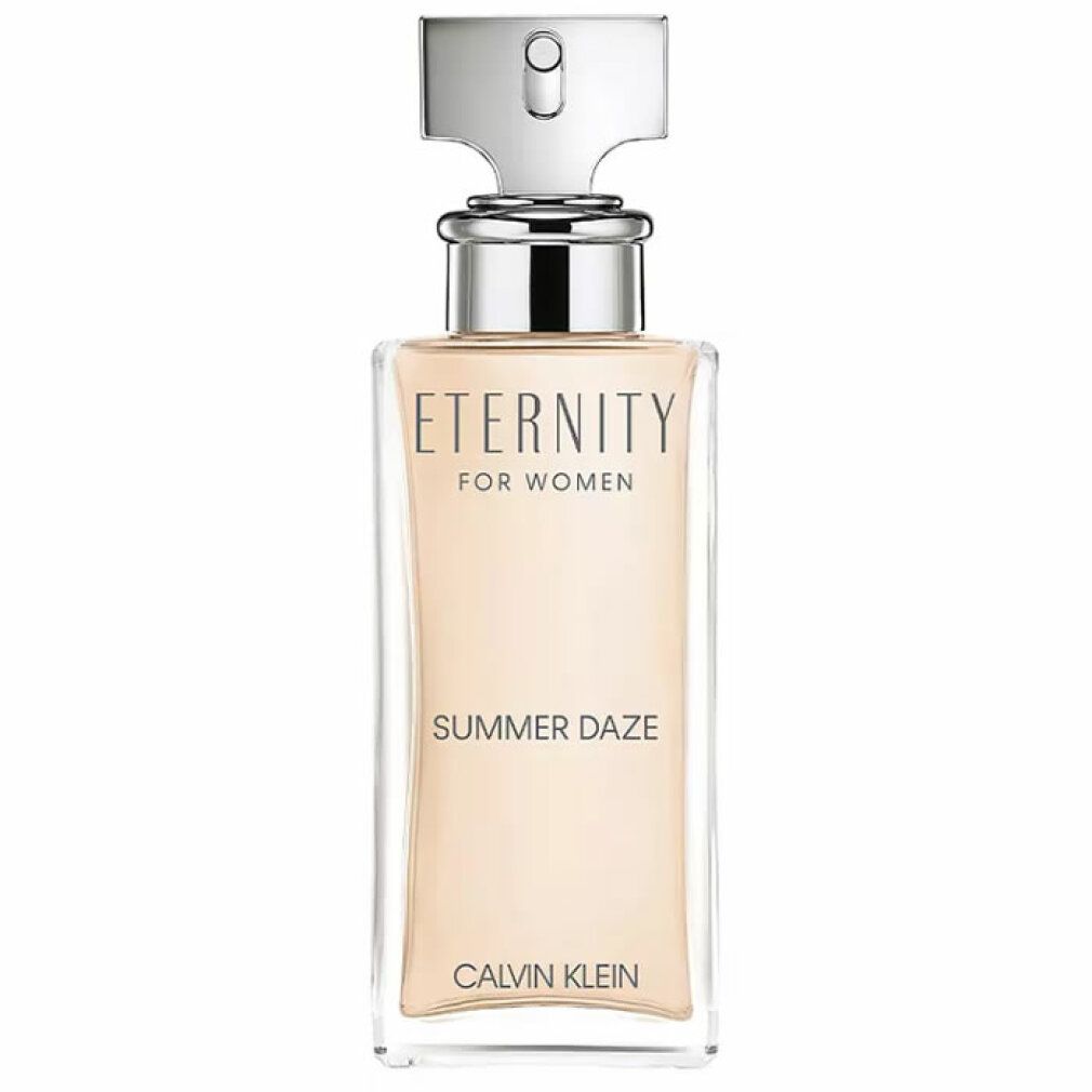 Parfümflasche mit silbernem Verschluss. Rosa Flüssigkeit in rechteckiger Glasflasche. Text: Eternity for Women, Summer Daze, Calvin Klein.