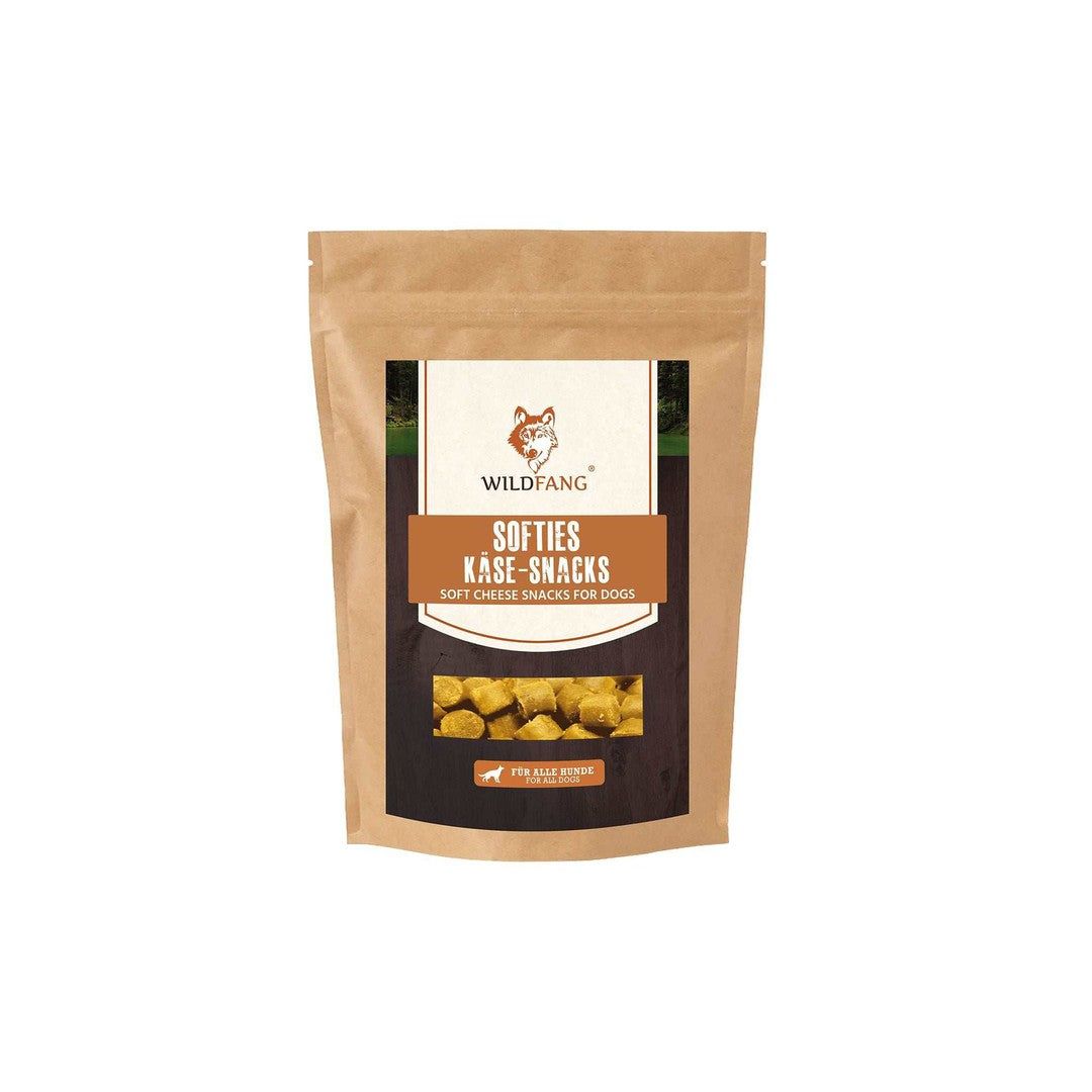 Beutel Softies Käse-Snacks. Logo: Wildfang. Text: Soft Cheese Snacks for Dogs.