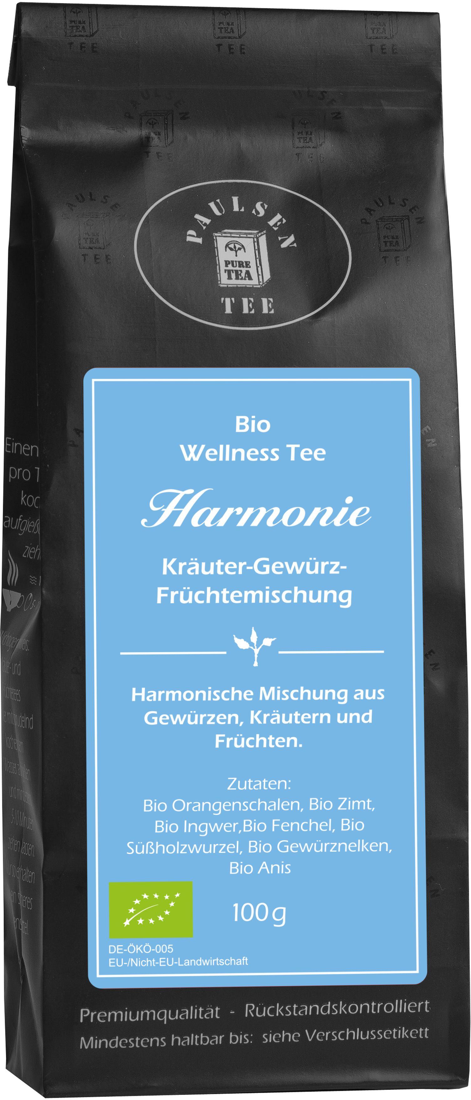 Schwarzer Beutel mit blauem Etikett. Aufschrift: Paulsen Tee, Bio Harmonie Kräutertee. Zutatenliste und Bio-Siegel.