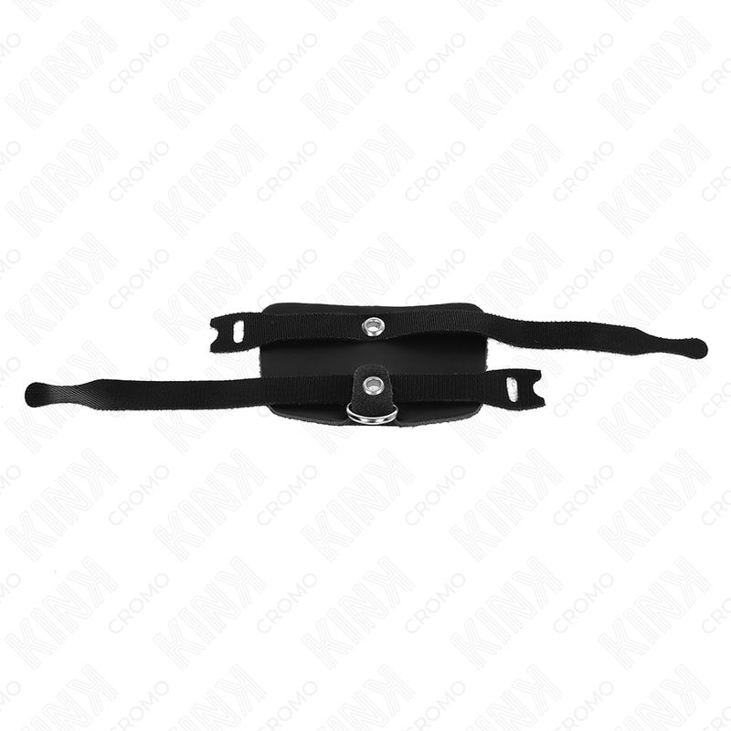 Schwarzer Penisring aus Leder mit verstellbarem Hakenverschluss. Zwei Riemen mit Schnallen und Metallring.