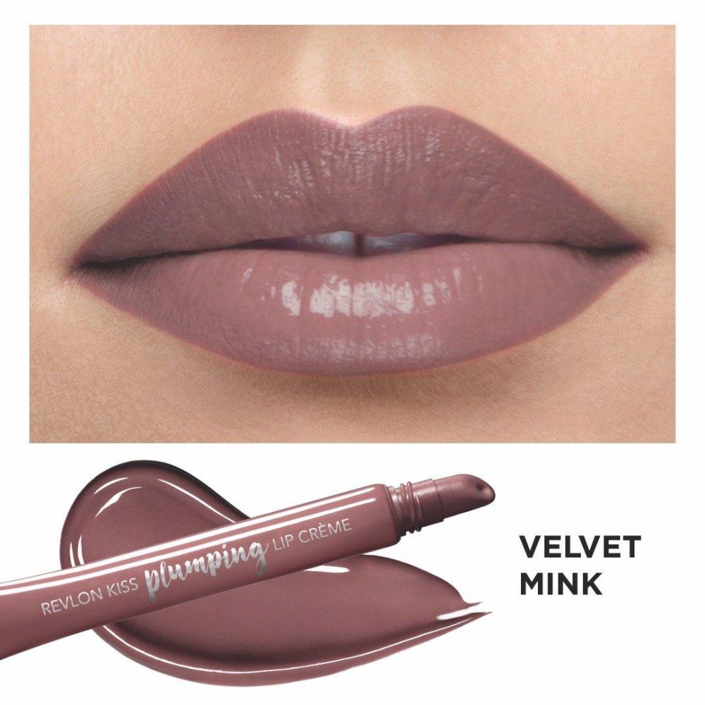 Lippen mit Revlon Kiss Plumping Lip Crème. Farbton: Velvet Mink. Produkt und Farbmuster. Schriftzug: Plumping, Lip Crème.