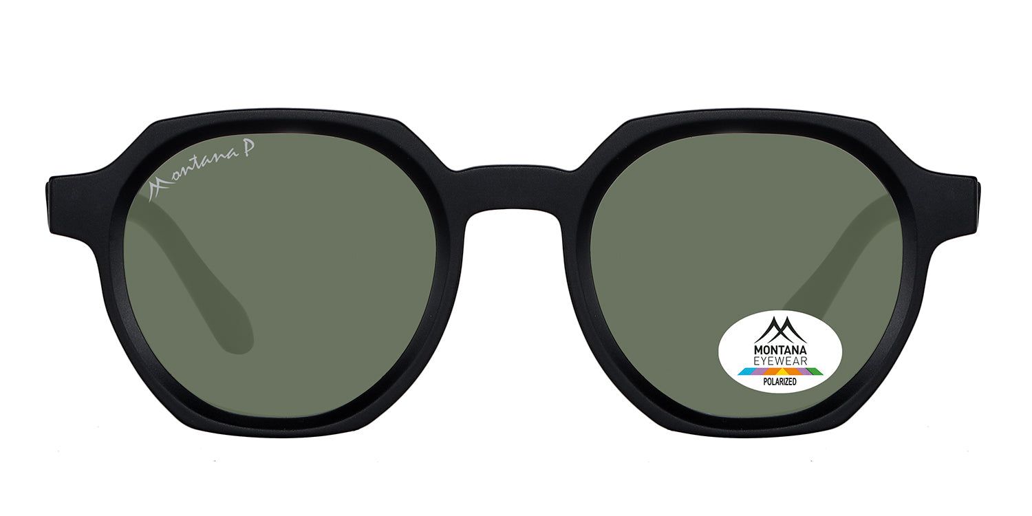 Schwarze Sonnenbrille mit runden Gläsern. Montana Eyewear Logo und Polarisations-Aufkleber auf dem Glas. Schwarzer Rahmen.