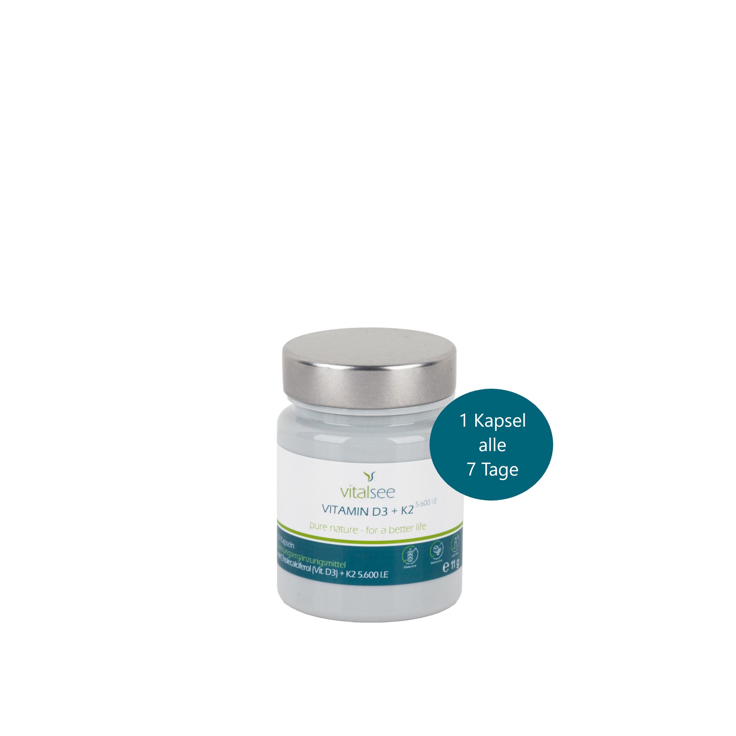Graue Flasche mit silbernem Deckel. Etikett "Vitalsee VITAMIN D3 + K2". Aufkleber: 1 Kapsel alle 7 Tage.