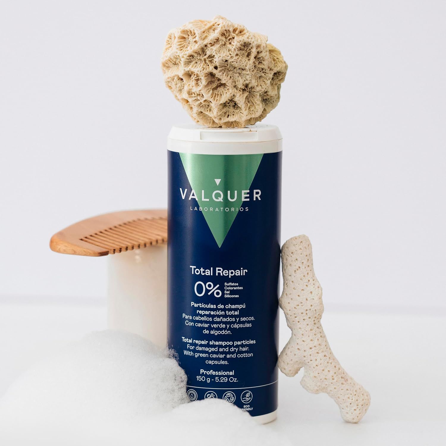 Dunkelblaue Flasche mit grünem Etikett, "Total Repair" Shampoo, 150g.