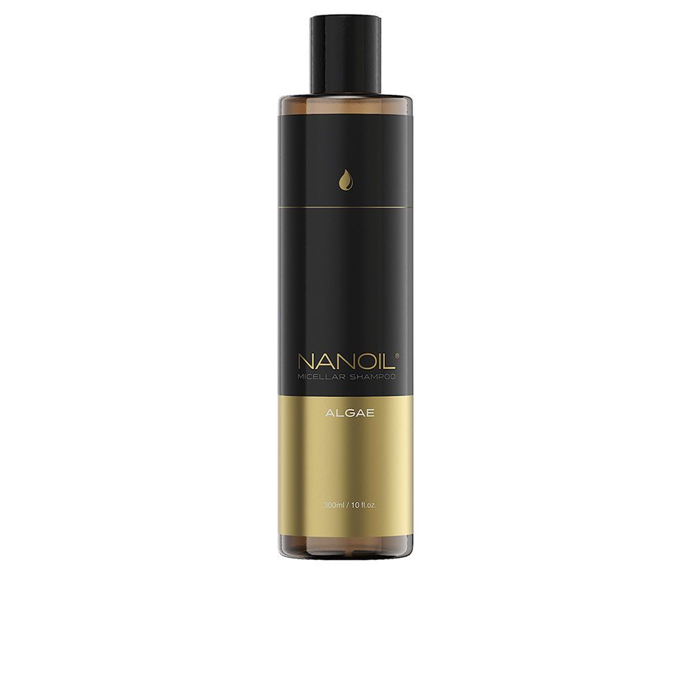 Flasche Micellar Shampoo. Schwarz-goldenes Design. Aufschrift: NANOIL, ALGAE.