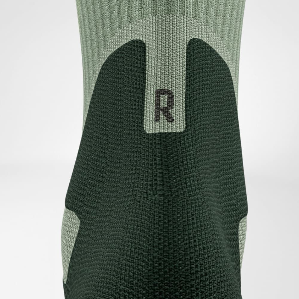 BAUERFEIND Sports Outdoor Merino Kompressionssocken Wandersocken Mid Cut Women