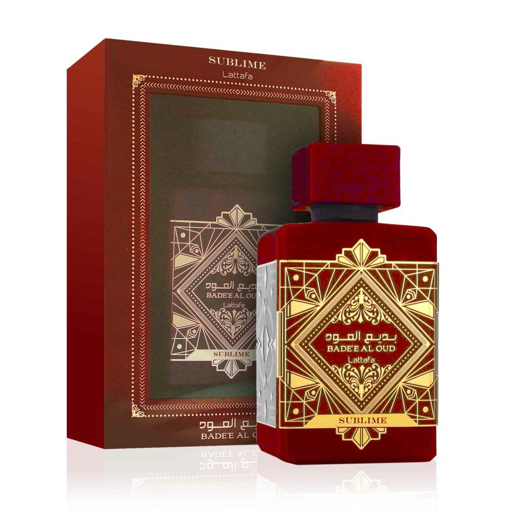 Rote Parfumflasche und Verpackung. Goldfarbene Verzierungen und Schrift. Produktname und Marke sichtbar.
