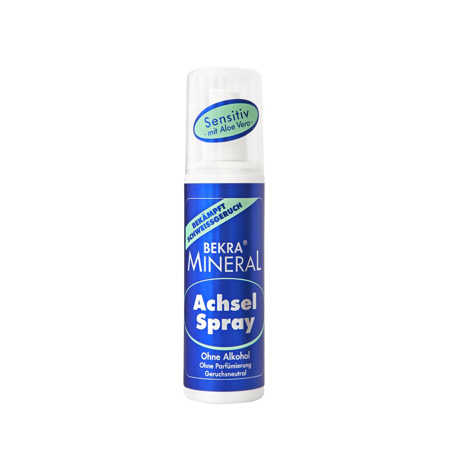 Achselspray-Flasche. Weißer Sprühkopf, blauer Körper mit Text: Bekra Mineral Achsel Spray, Sensitiv mit Aloe Vera. Ohne Alkohol.