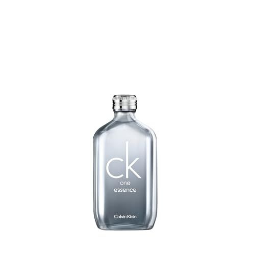 Flakon mit silbernem Verschluss. Aufschrift: ck one essence. Marke: Calvin Klein.