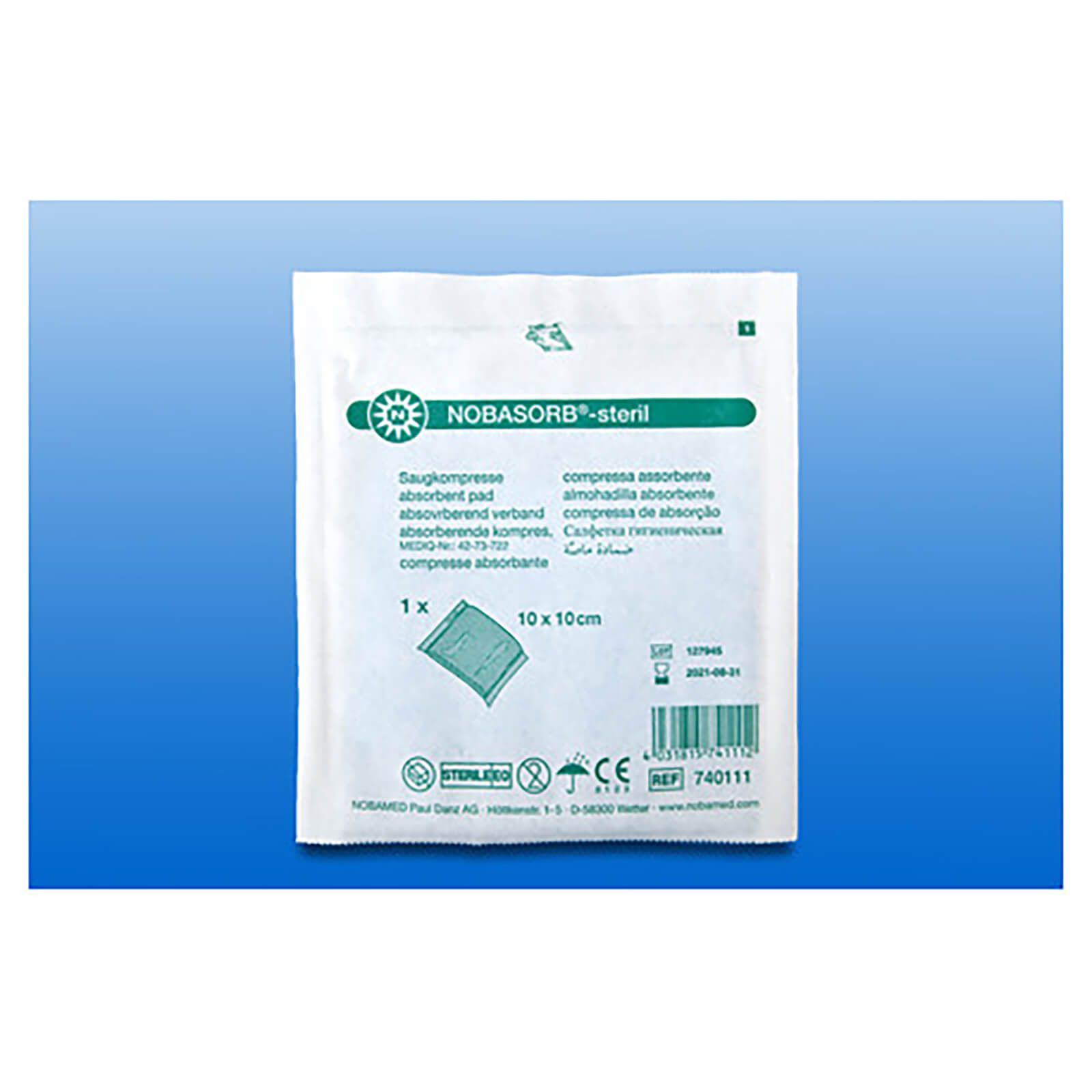 Sterile Saugkompresse in Verpackung. Aufdruck: NOBASORB-steril, 10 x 10 cm, 1 Stück. Grüne Logo-Kreis. Text in mehreren Sprachen.