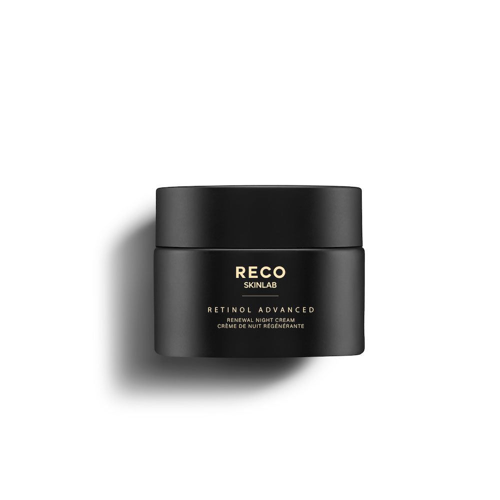 Schwarzer Tiegel mit Deckel. Aufschrift RECO SKINLAB, Retinol Advanced Renewal Night Cream, Crème de nuit régénérante.