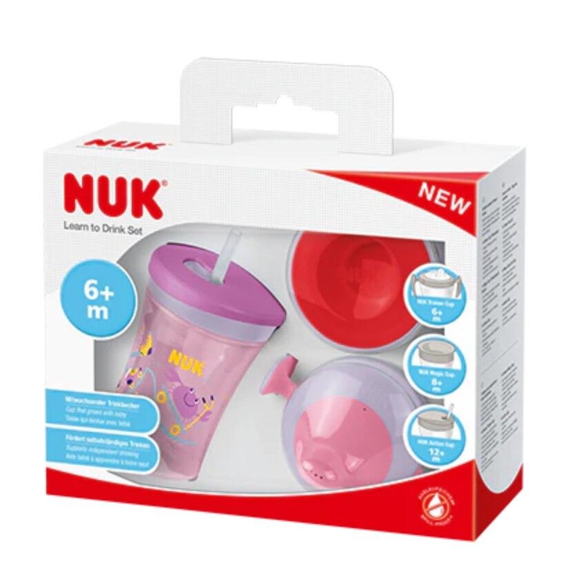 Verpackung des Trinklernsets. Becher mit Strohhalm, Trinktülle und Deckel. NUK-Logo. Altersempfehlung: 6+ Monate.
