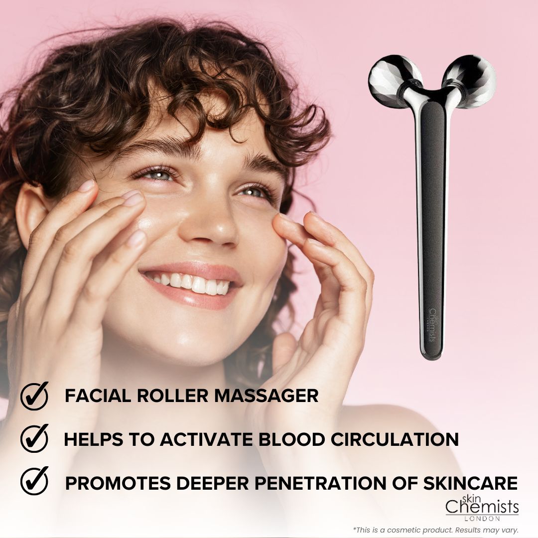 Gesichts-Rollenmassagegerät neben einer lächelnden Frau. Text: Facial Roller Massager, Helps to activate blood circulation, Promotes deeper penetration of skincare.
