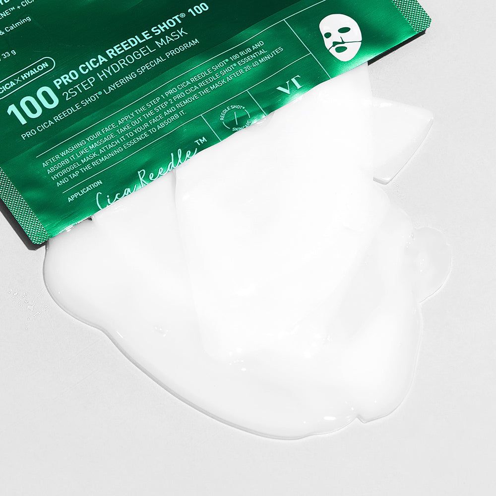 Grüne Verpackung mit weißer Maske. Text: Pro Cica Reedle Shot 100 2-Stufen Hydrogel Maske. Maske liegt daneben.