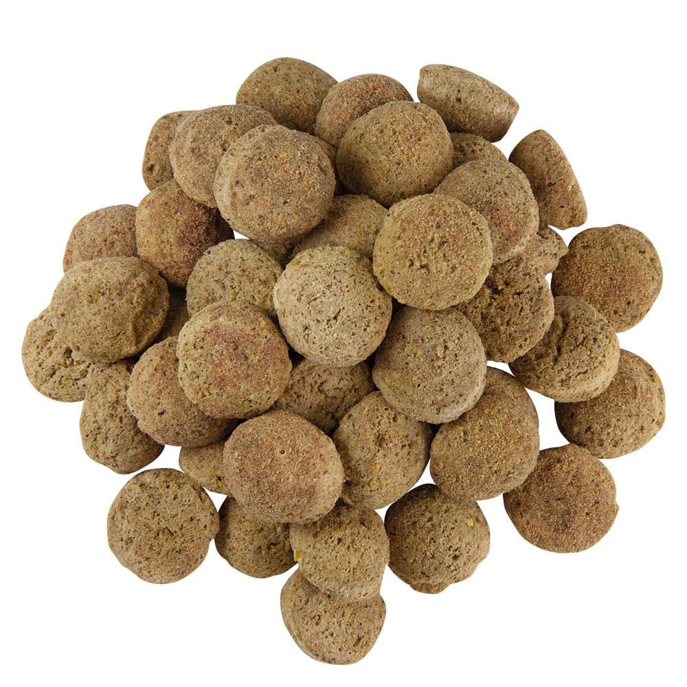 Hundekekse, braun, rundlich, Haufen. Draufsicht, helle Beleuchtung.