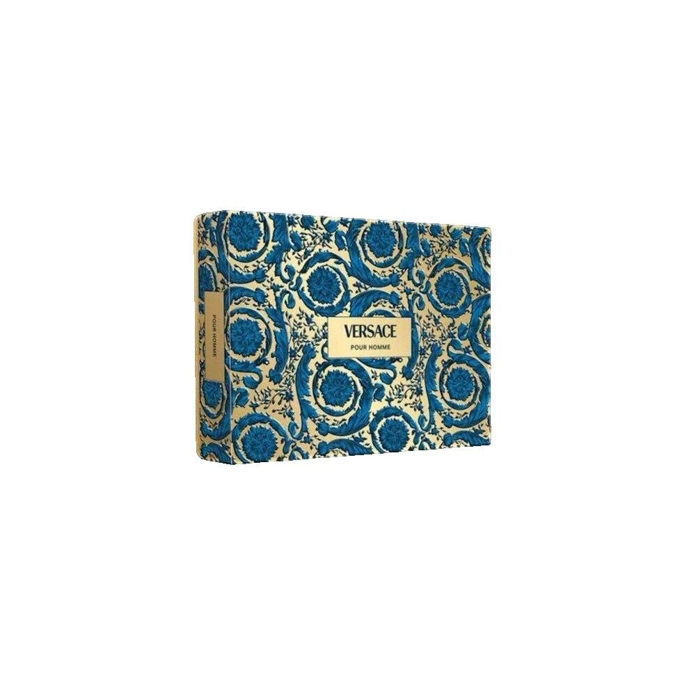 Rechteckige Geschenkbox mit blauem und goldenem Muster. Auf der Box steht "Versace Pour Homme".
