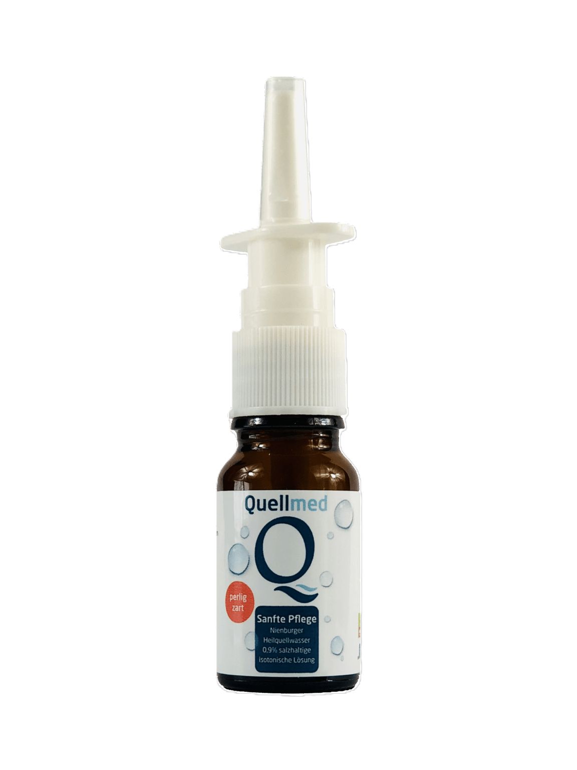 Braune Glasflasche mit weißem Sprühkopf. Aufschrift: Quellmed, Sanfte Pflege. Produkt für die Nase.
