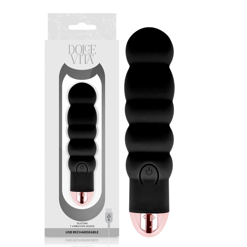 Schwarzer Silikon-Vibrator mit rosa Akzenten. Aufmachung in Verpackung. Mit USB-Ladekabel. Dolce Vita Logo sichtbar.