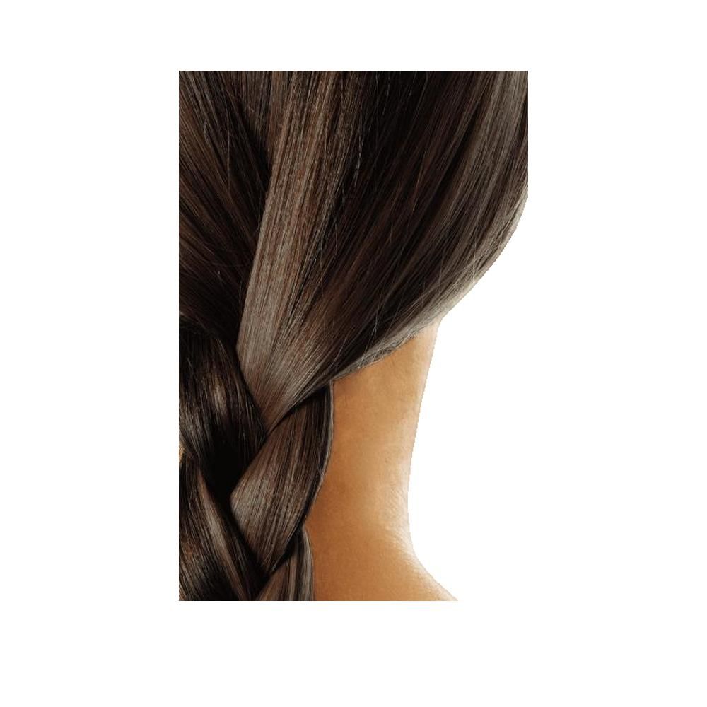 Geflochtener Zopf aus dunkelbraunem Haar. Nahaufnahme, vor weißem Hintergrund.