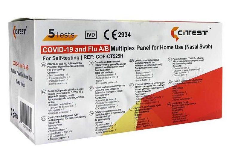 Schachtel mit CITEST-Tests. Aufschrift: COVID-19 und Influenza A/B. 5 Tests. CE-Kennzeichnung. Mehrsprachige Produktinformationen.