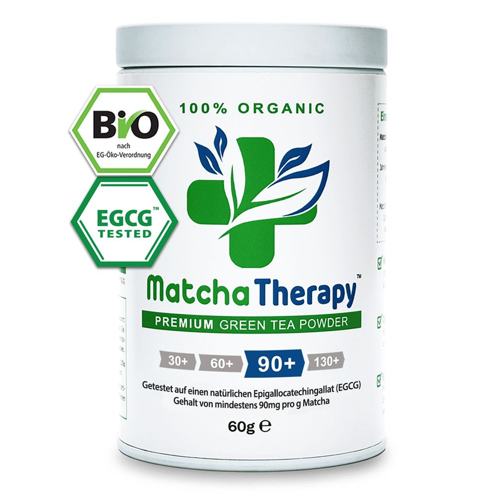 Weißes MatchaTherapy-Pulver in Dose mit grünen Logos. Aufschrift: 100% Organic, EGCG Tested, BIO. 60g.