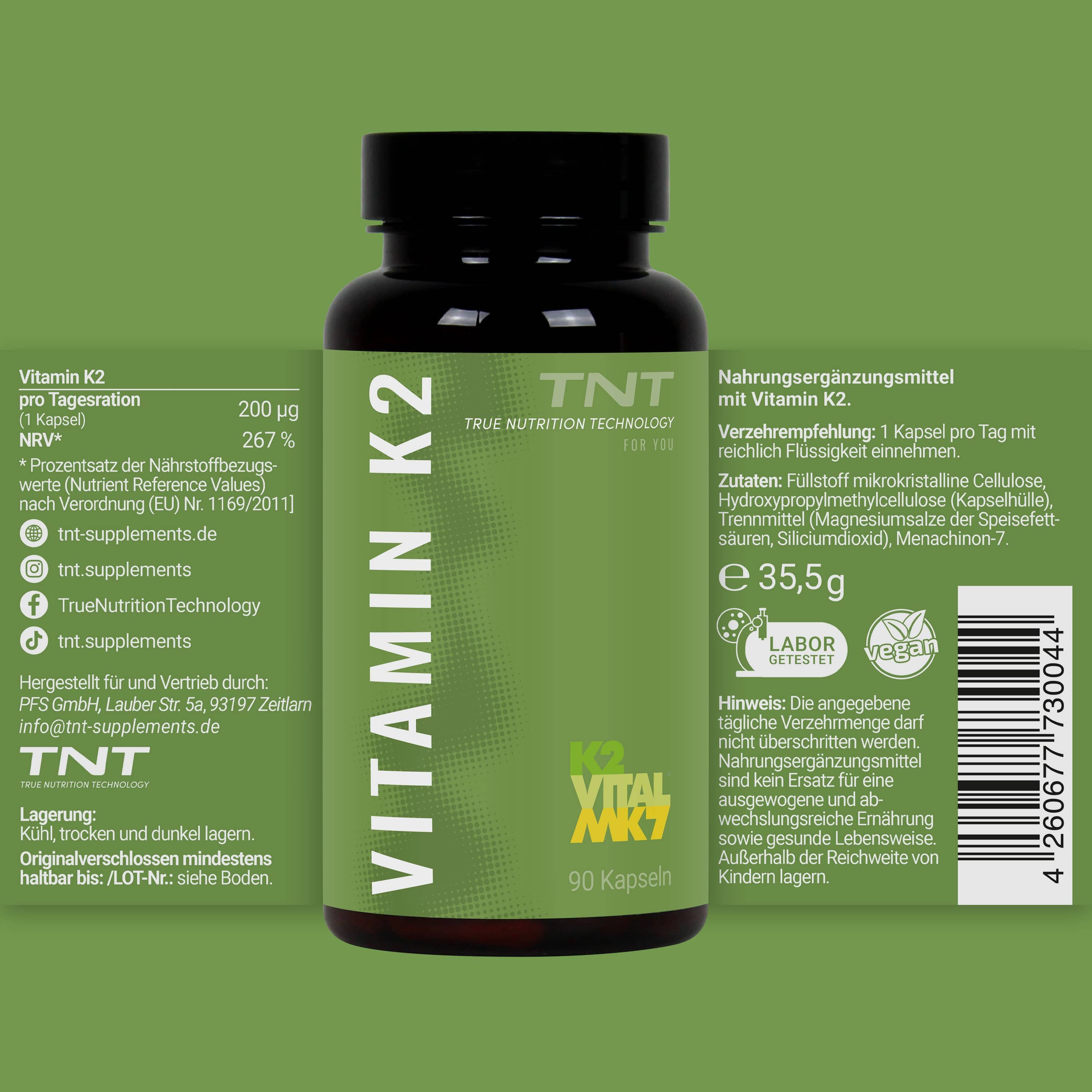 Flasche Vitamin K2 mit Etikett. Aufschrift: Vitamin K2, K2 Vital MK7, 90 Kapseln. Informationen zu Inhaltsstoffen und Nährwerten.