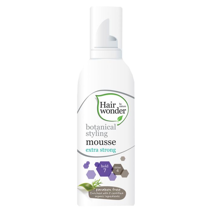 Weiße Flasche mit Pumpspender. Aufschrift: Hair wonder botanical styling mousse extra strong. Mit Logo und Hinweis auf Inhaltsstoffe.