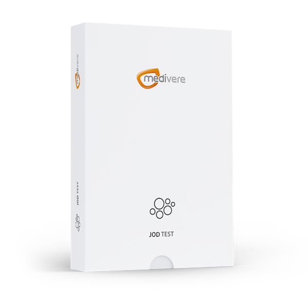 Weiße Produktverpackung mit Logo und Schriftzug "Jod Test". Marke: medivere. Schrägansicht.