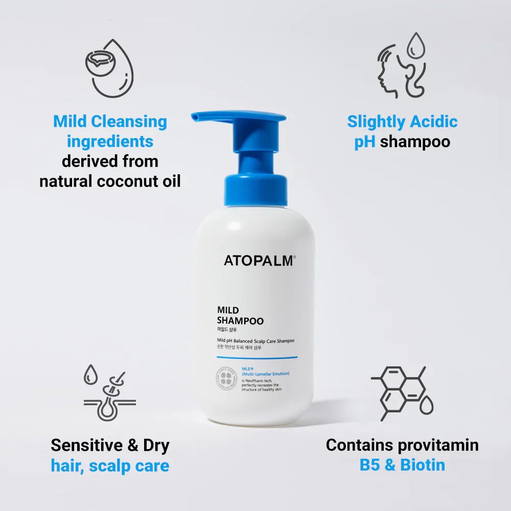 Produktflasche mit blauem Pumpkopf. Text: ATOPALM, MILD SHAMPOO. Diagramme mit Informationen zu Inhaltsstoffen und Eigenschaften.