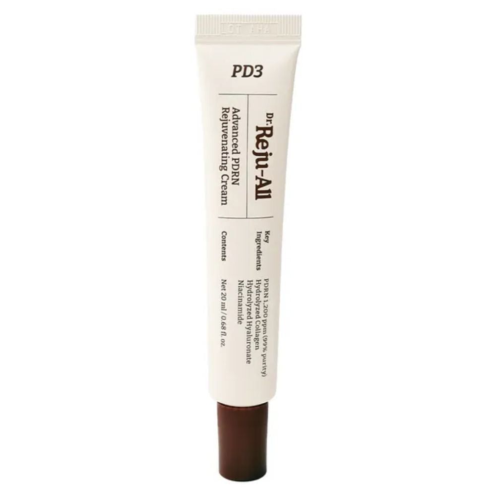 Eine Tube Dr. Reju-All Advanced PDRN Rejuvenating Cream mit braunem Deckel. Enthält 20 ml.