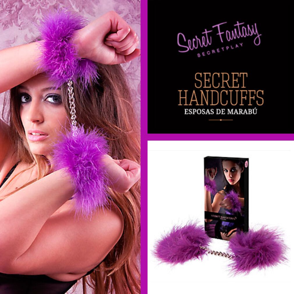 Lila Marabou-Handschellen mit Kette, neben Verpackung und Logo. Verpackung zeigt Produkt. Logo: "Secret Fantasy Secretplay".