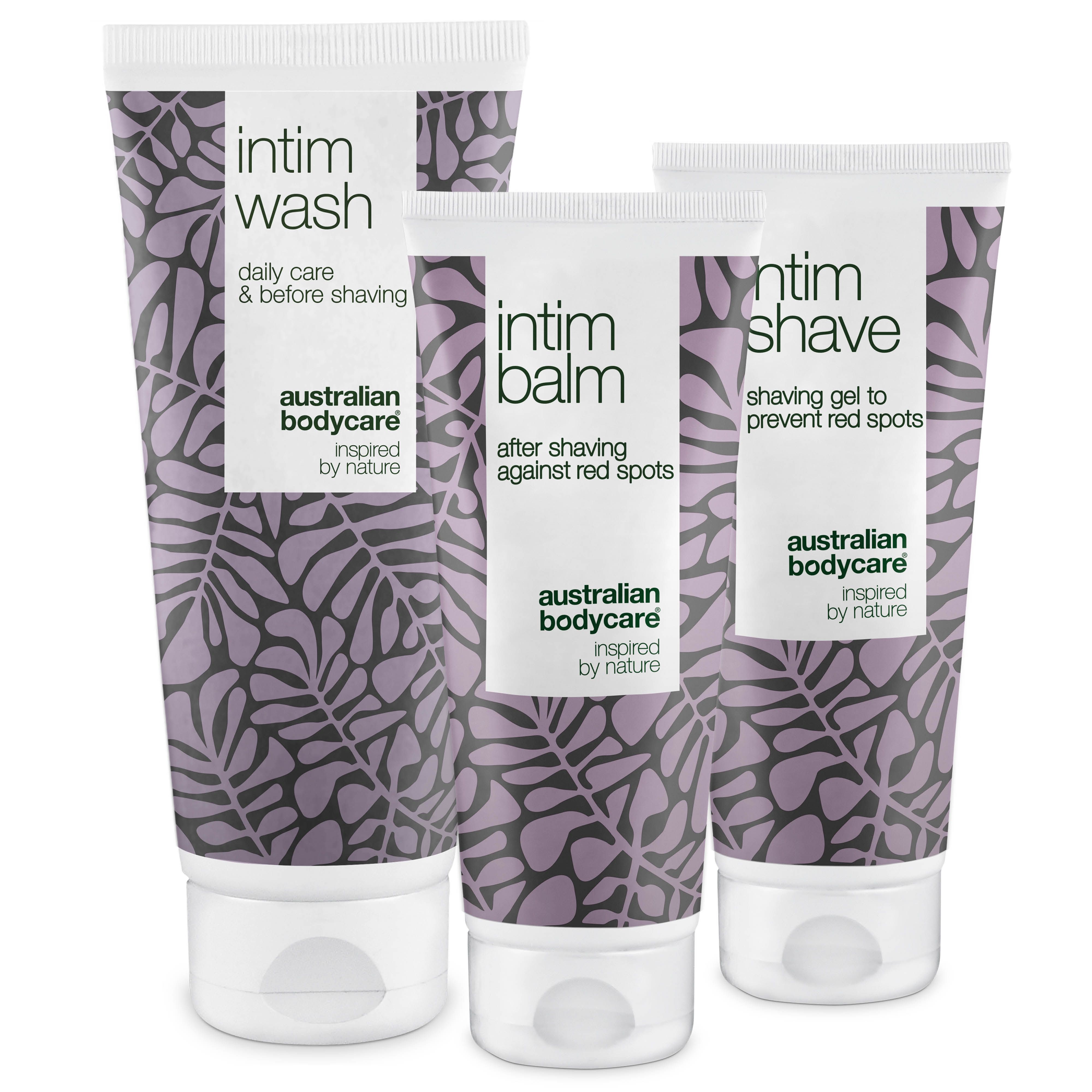Drei Tuben Australian Bodycare Intimrasur-Produkte: Intim Wash, Intim Balm, Intim Shave. Weiß-lila Design.