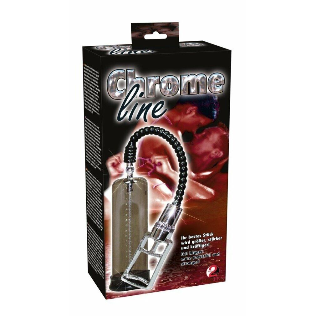 Verpackung der Penispumpe „Chrome Line“. Schwarze Box mit Produktabbildung und Schriftzug. Produkt im Inneren sichtbar.