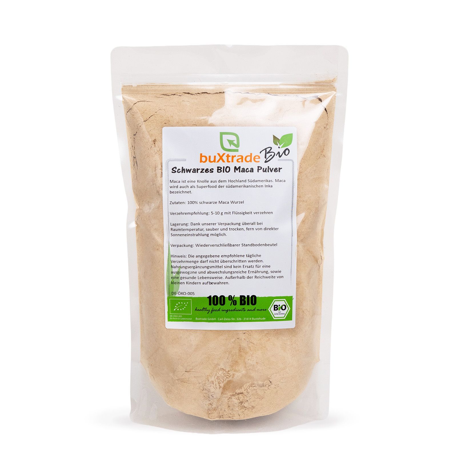 Transparente Verpackung mit braunem Pulver. Aufgedrucktes Etikett mit Produktinformationen und Bio-Siegel.