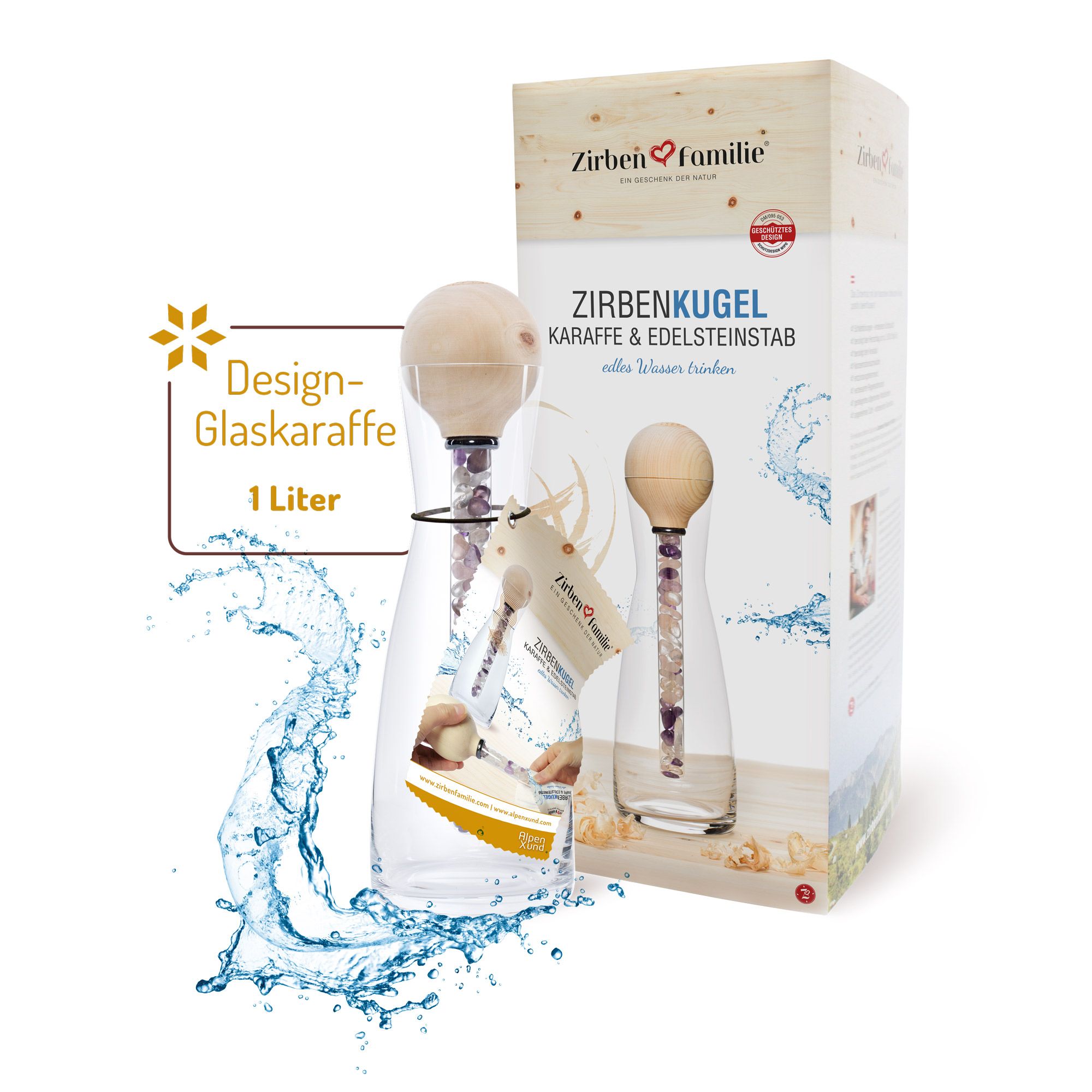 Produktverpackung. Karaffe mit Stab und ZirbenKugel. Box mit Produktname und Logo. Text: Design-Glaskaraffe 1 Liter.
