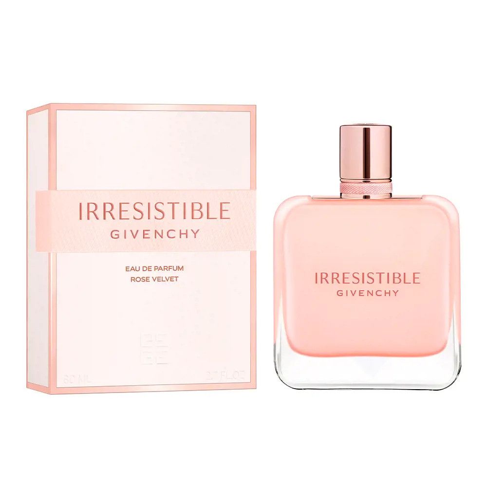 Rosafarbener Flakon und Verpackung. Aufschrift "Irresistible Givenchy Eau de Parfum Rose Velvet". Rechteckige Form mit roségoldfarbenem Verschluss.