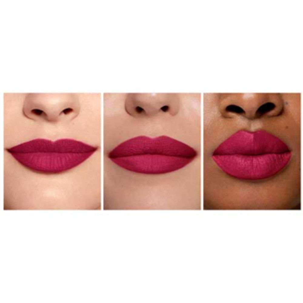 Drei Lippen, die mit einem roten Lippenstift bemalt sind. Unterschiedliche Hauttöne. Der Lippenstift hat eine matte Oberfläche.