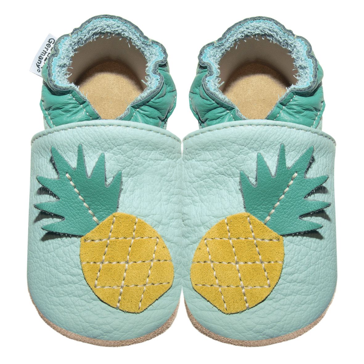 Zwei Baby-Lederschuhe, hellblau mit Ananas-Motiv. Marke: HOBEA-Germany. Gelbe Ananas-Applikation, grüne Blätter. Weiche Sohle.