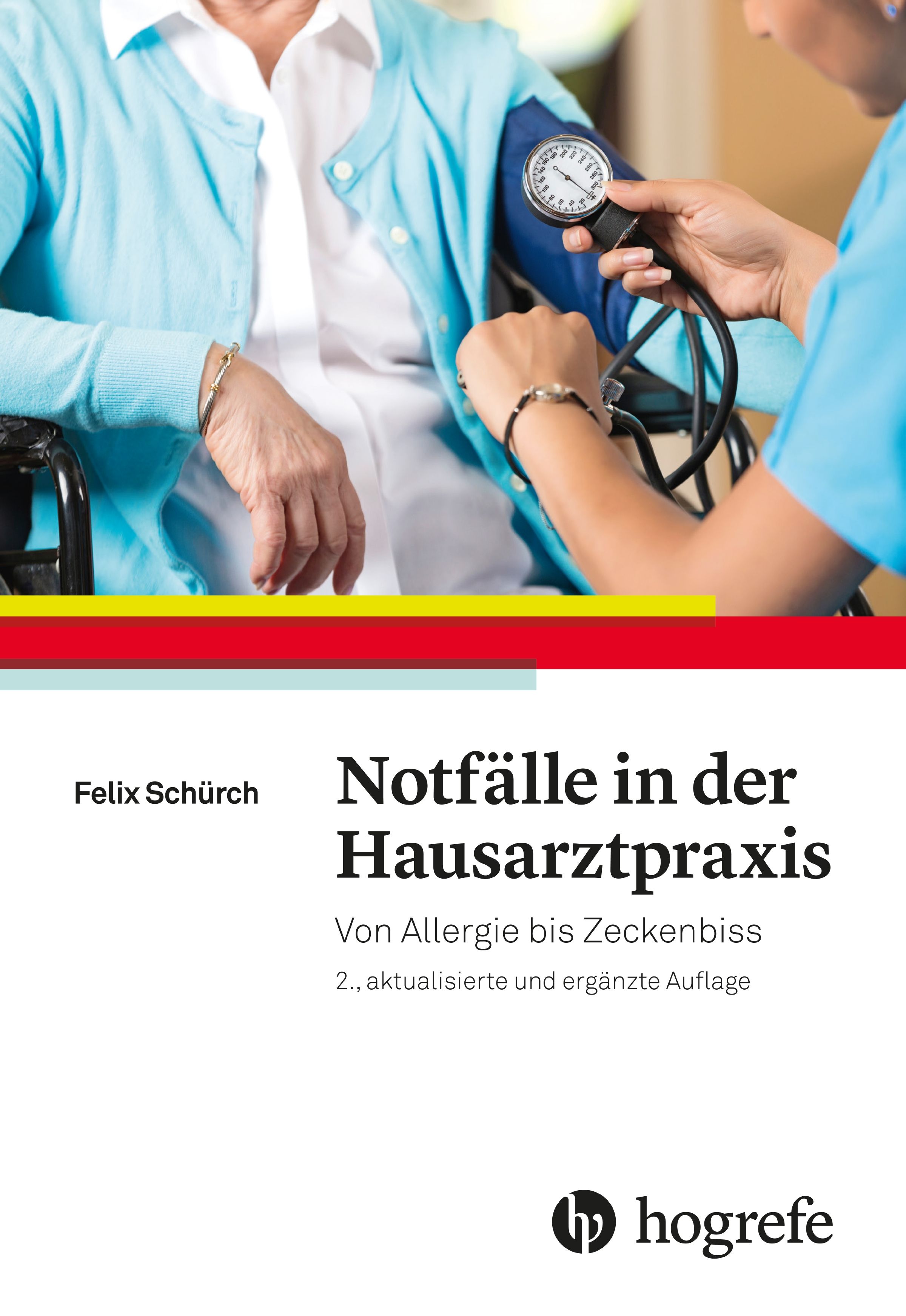 Buchcover: "Notfälle in der Hausarztpraxis". Eine Person misst den Blutdruck einer anderen Person. Logo: hogrefe.