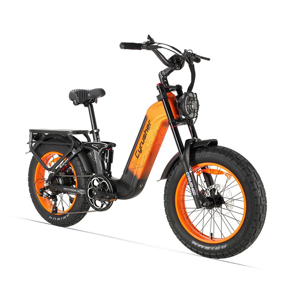 Orangefarbenes E-Bike mit schwarzen Elementen. Marke Cyrusher. Breitreifen, Scheinwerfer.