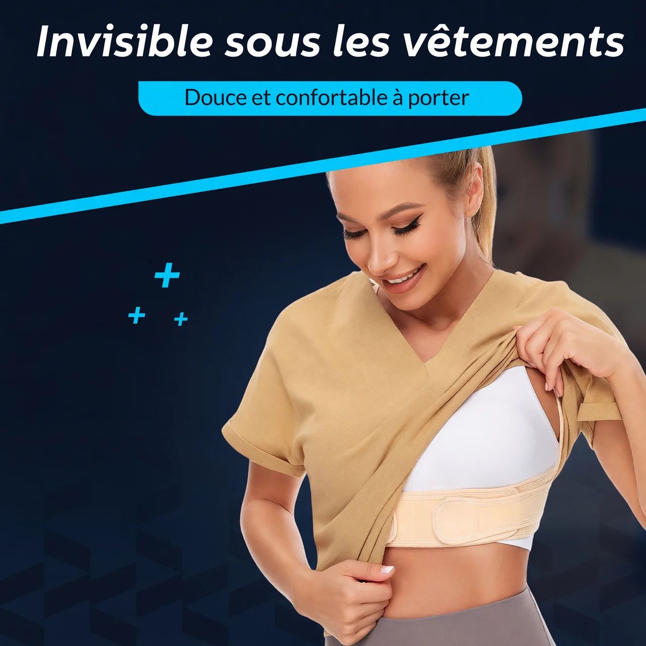 Frau trägt eine beige Rückenbandage unter der Kleidung. Nur ein Teil der Bandage ist sichtbar.