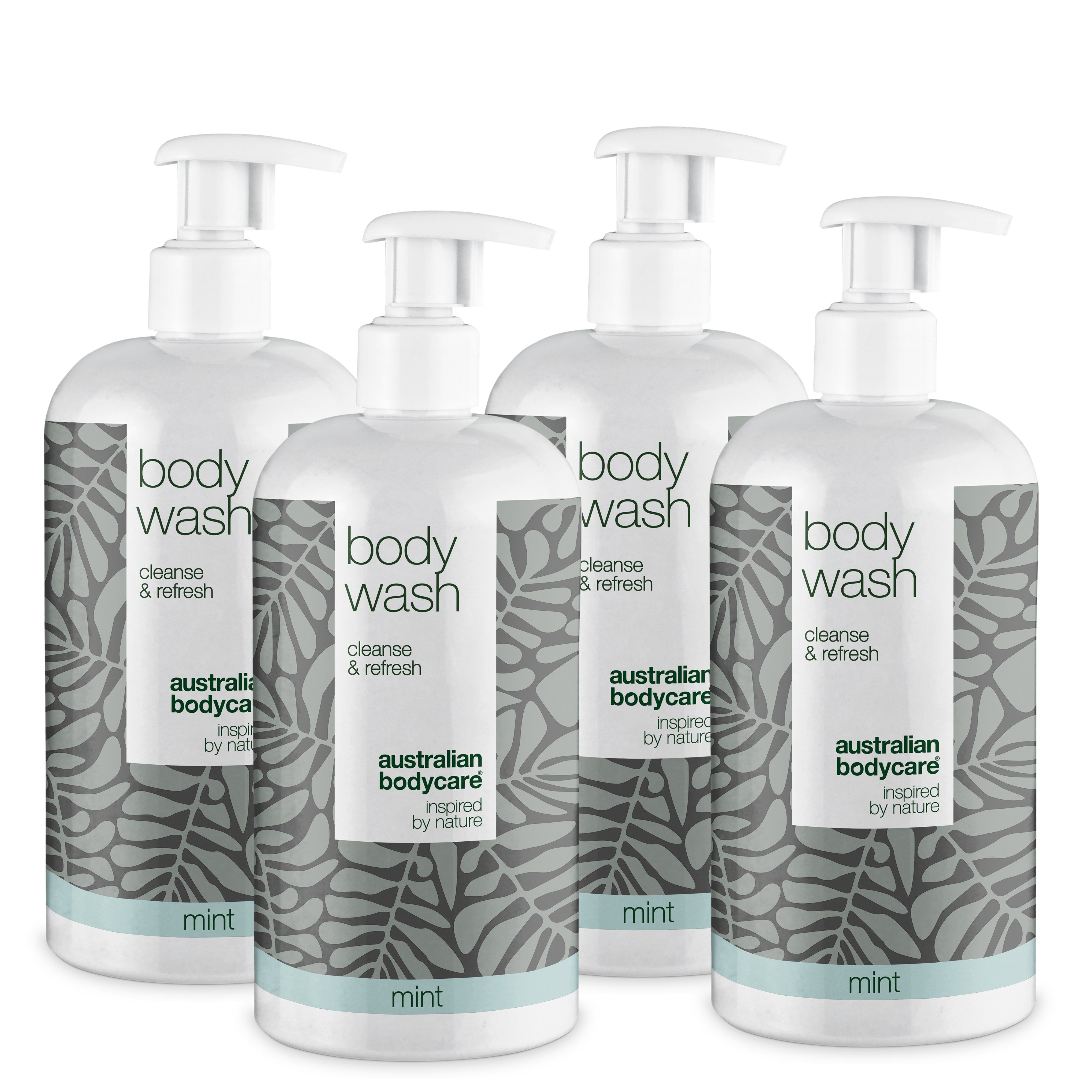 Vier Flaschen Body Wash mit Pumpverschluss. Aufschrift: Body Wash, cleanse & refresh, Australian Bodycare, mint.